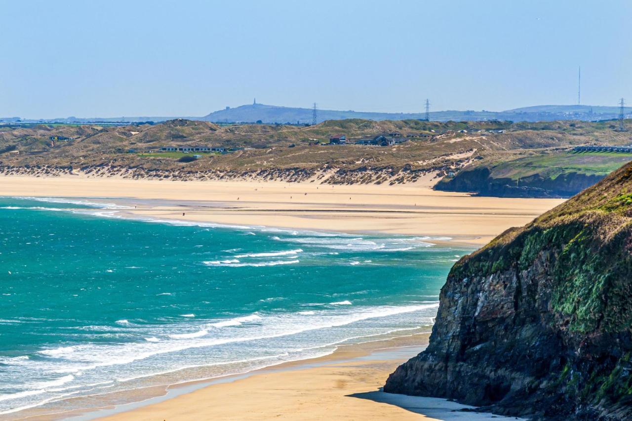Carbis Bay - Luxury 3 Bed Penthouse Apartment With Sea Views Parking Sauna Balcony Exterior photo